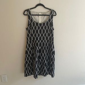Banana republic size 12 black and white dress